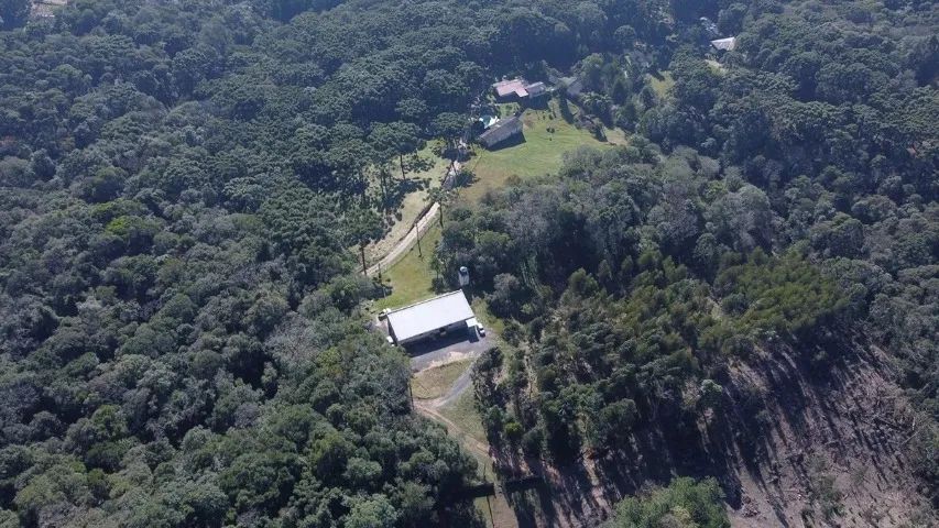BELÍSSIMA CHÁCARA , ÁREA DE  36.974 m² - Foto 2