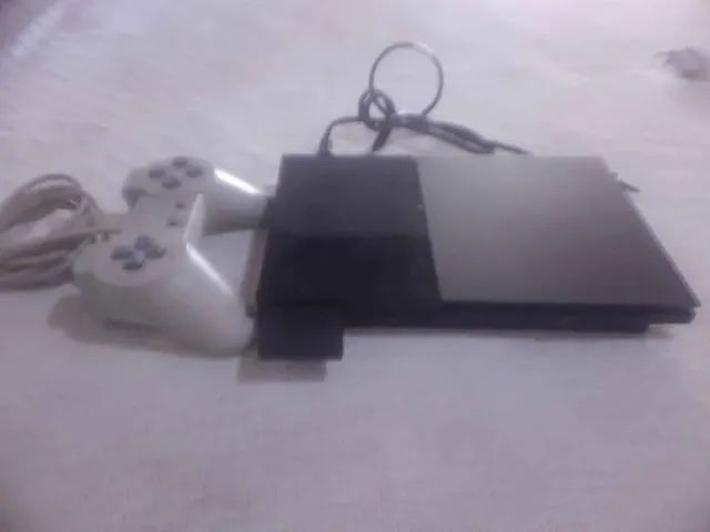 Playstation 2 com jogos