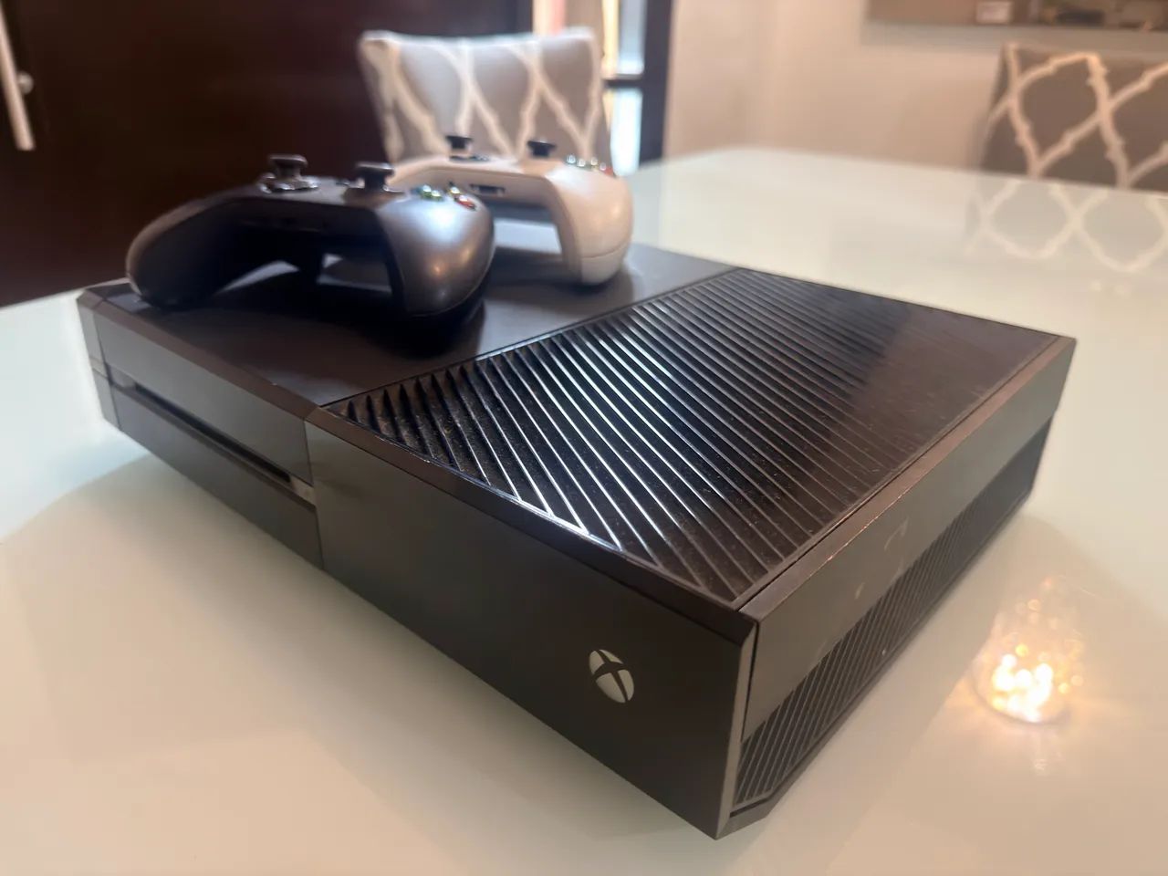 X box one com kinet e 2 controles 