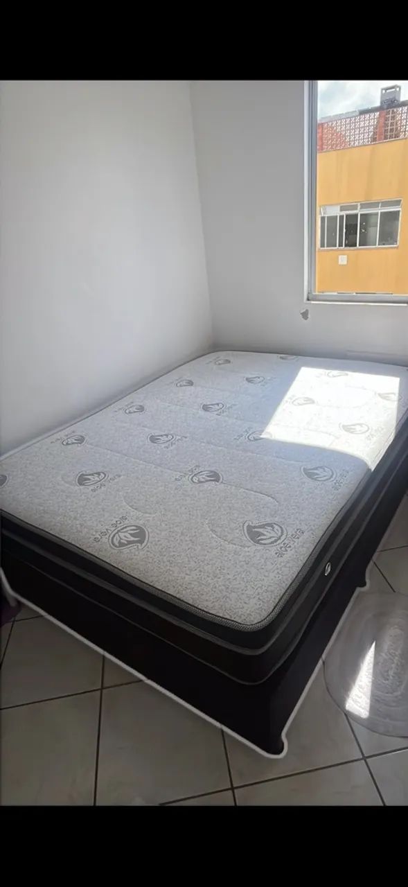 Cama box casal ótimo estado