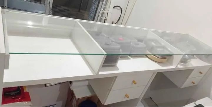 Vendo balcão super novo