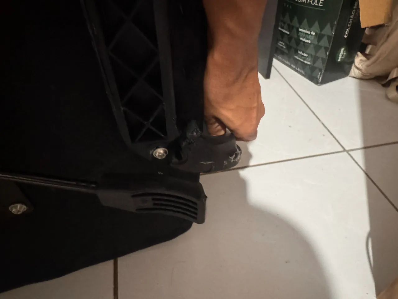 Escrivaninha + cadeira - Foto 5