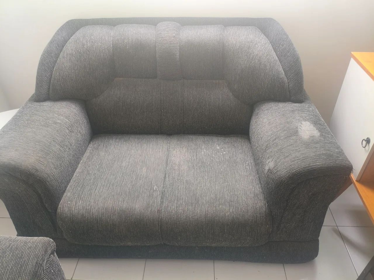 Vendo Sofá 2 lugares - Foto 2