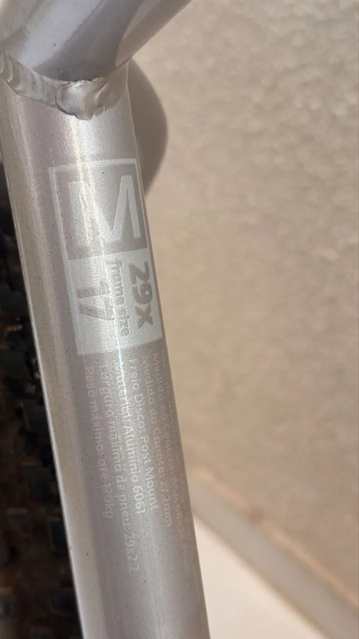 Bicicleta MTB | Mountain Bike | RAVA 12V | Aro 29 | Freio hidraulico | Trava na suspensão - Foto 5