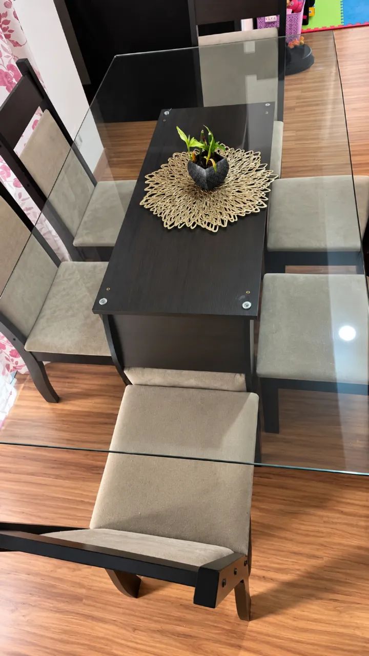 MESA COMEDOR DE 6 CADEIRAS EM BOM ESTADO - Foto 3