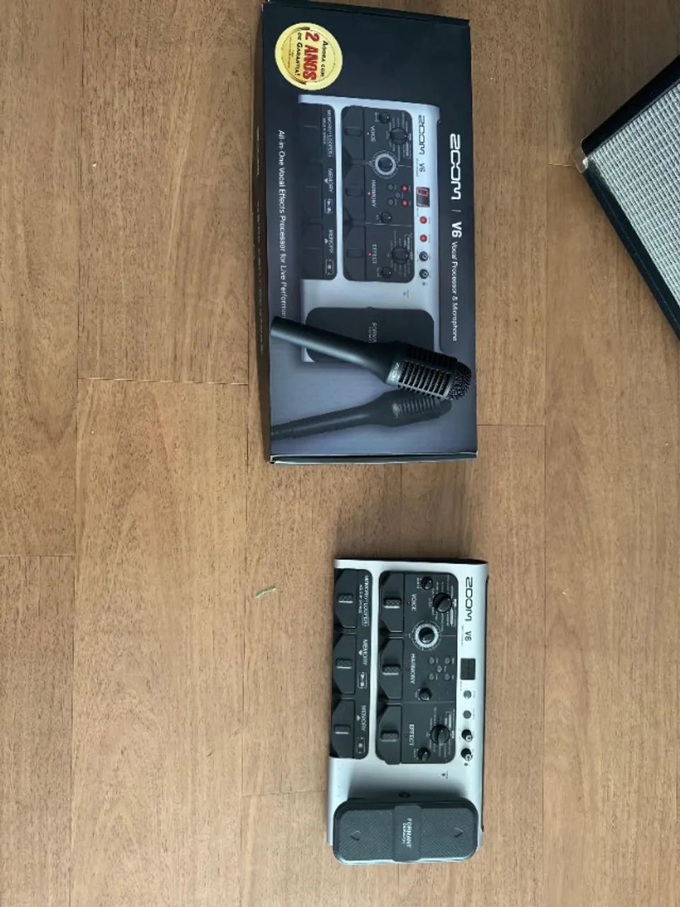 Pedal De Processador Vocal Zoom V6 + Microfone - Foto 2