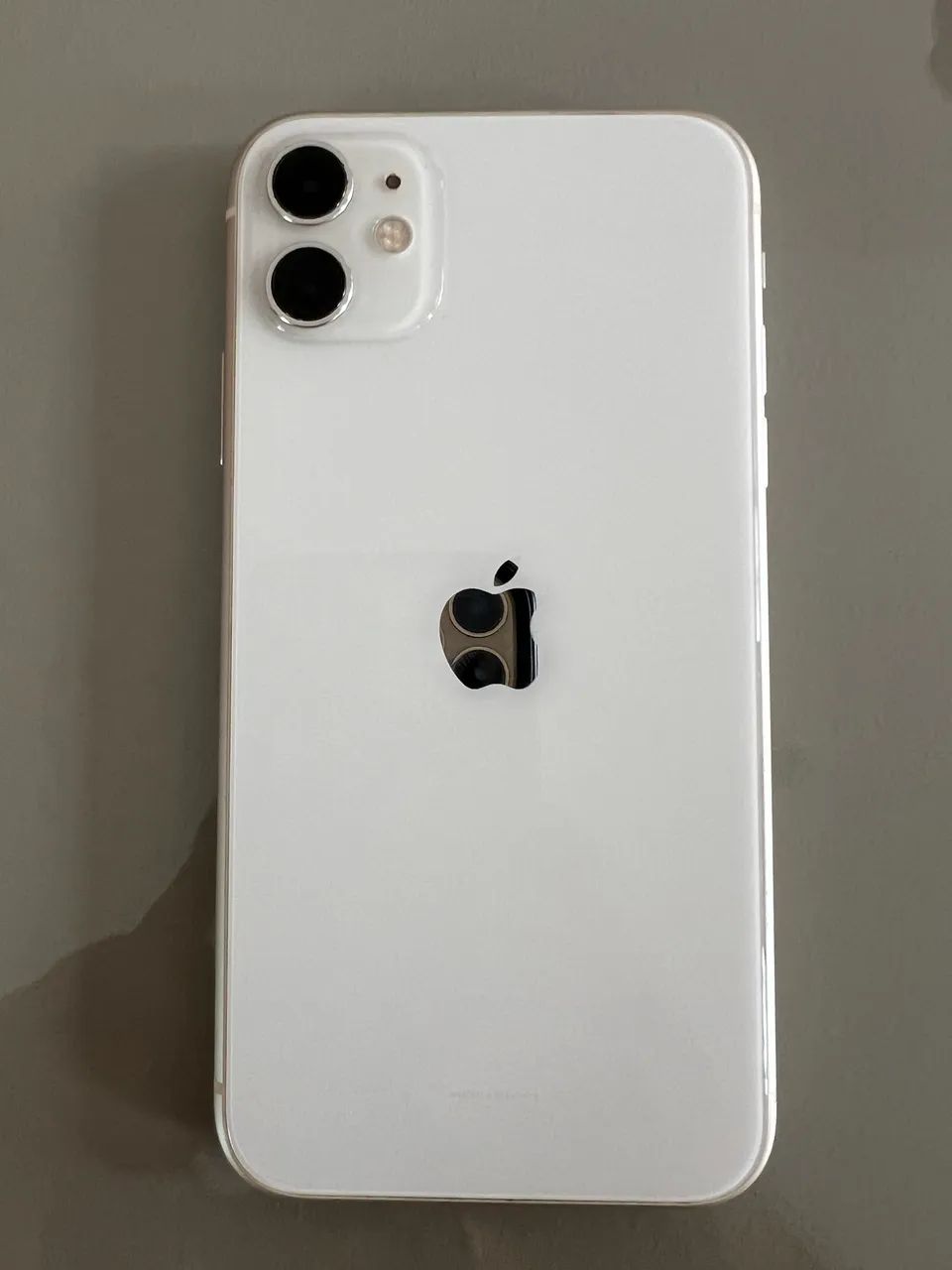 IPHONE 11 - 64G - TODO ORIGINAL - Celulares e Smartphones