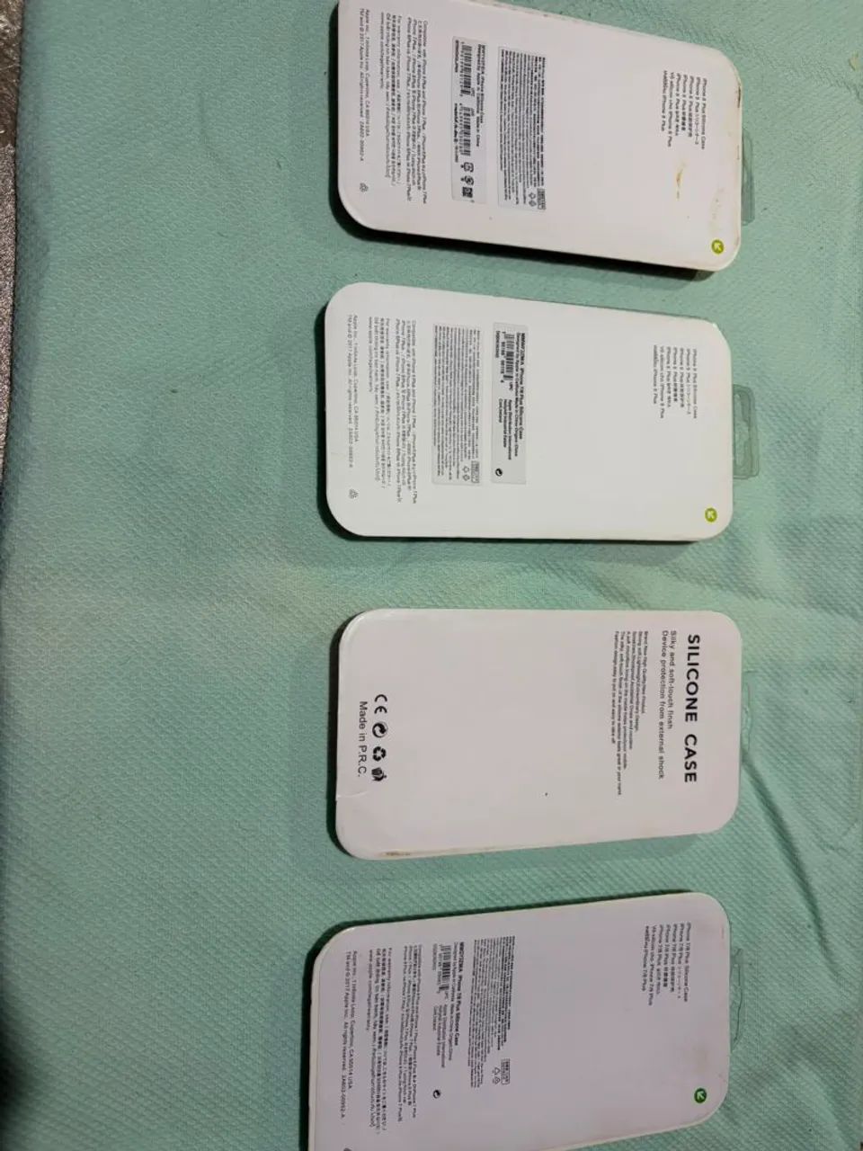 Kit 4 capinhas de Silicone para iPhone 7 e 8 Plus Novas e Lacradas. - Foto 2