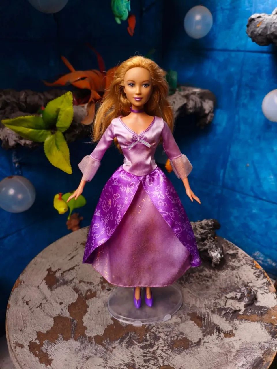 Barbie princesa da ilha dama lilás 