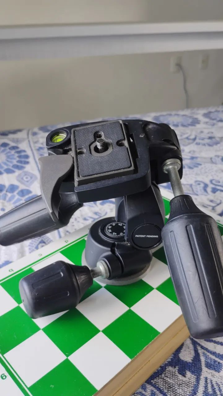 Cabeça tripé Manfrotto 804RC2 - Foto 2