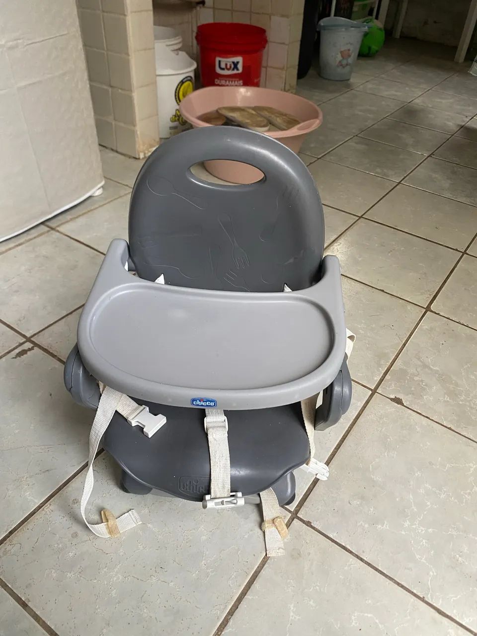 Cadeirinha de alimentação 