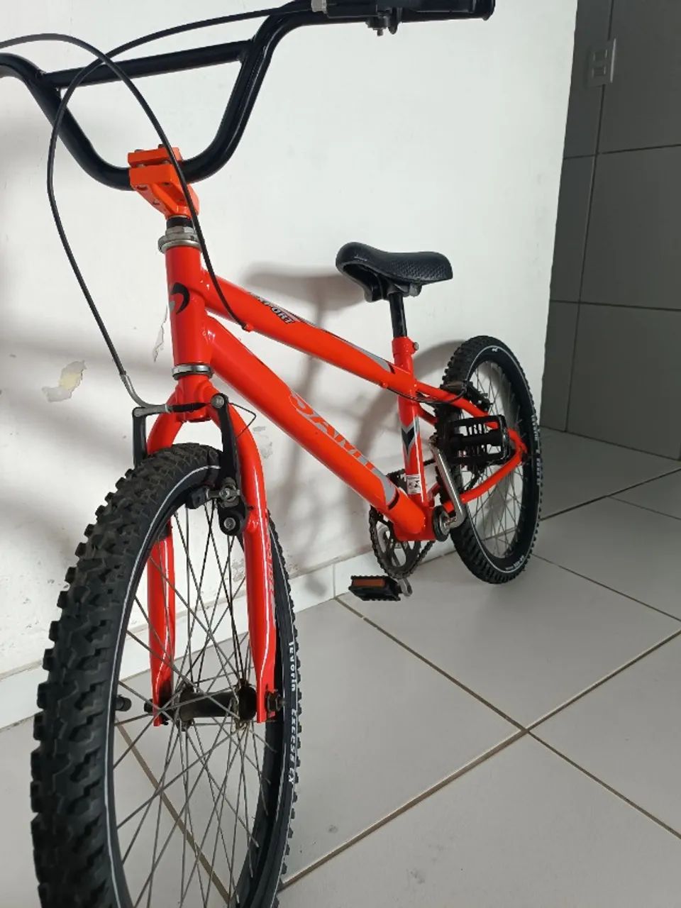 Bicicleta Infantil (SEMI-NOVA) - Foto 5