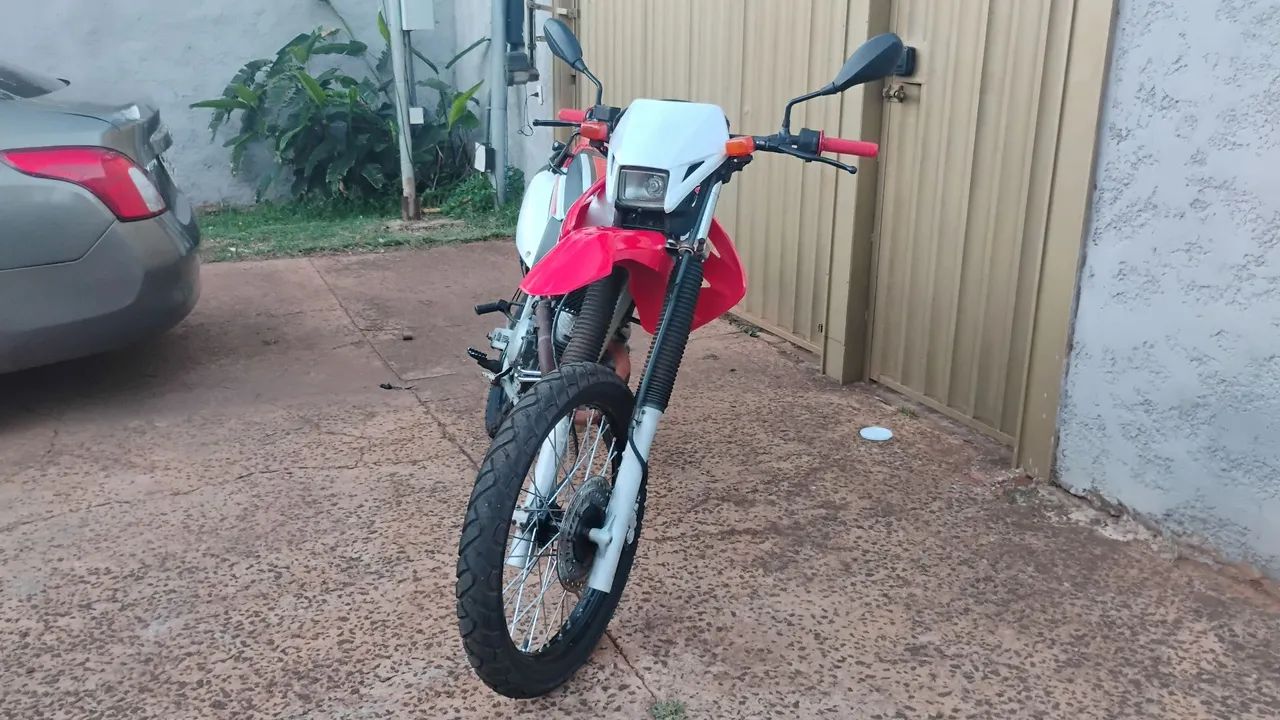 Tornado 250 - Foto 2