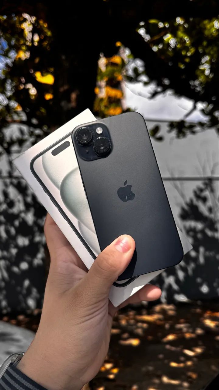 iPhone 15 