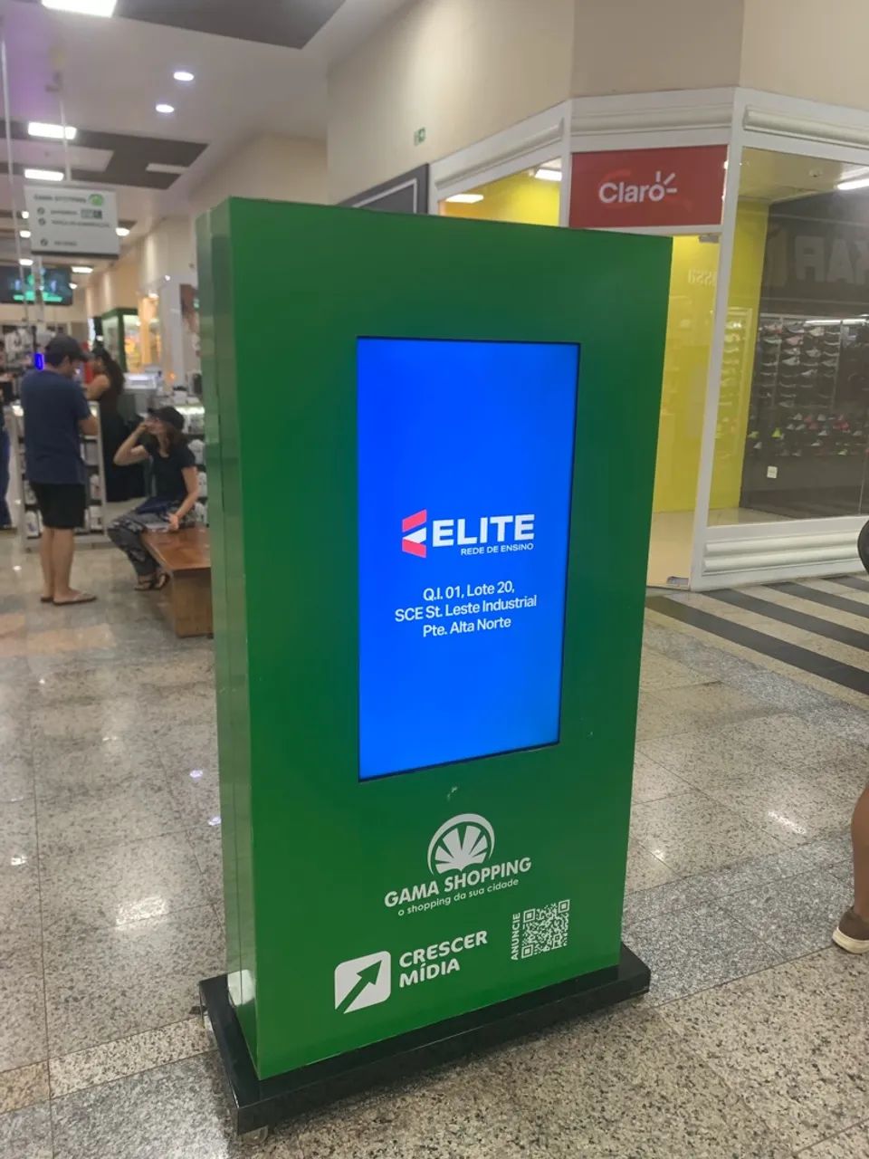 Totem publicitário dupla face 40 polegadas  - Foto 2