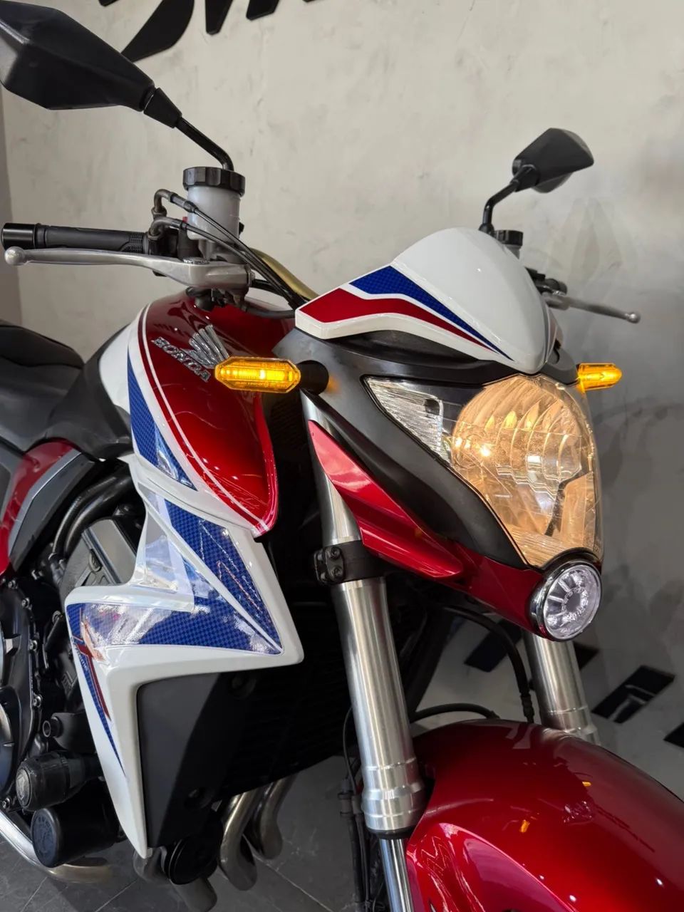 CB1000R BARRACUDA 2016 - Foto 2