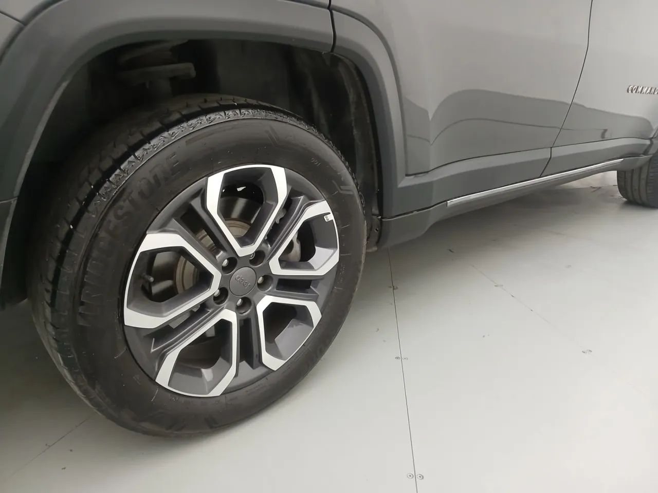 Jeep Commander Limited T270 1.3 TB Flex Aut., foto 14 de 18