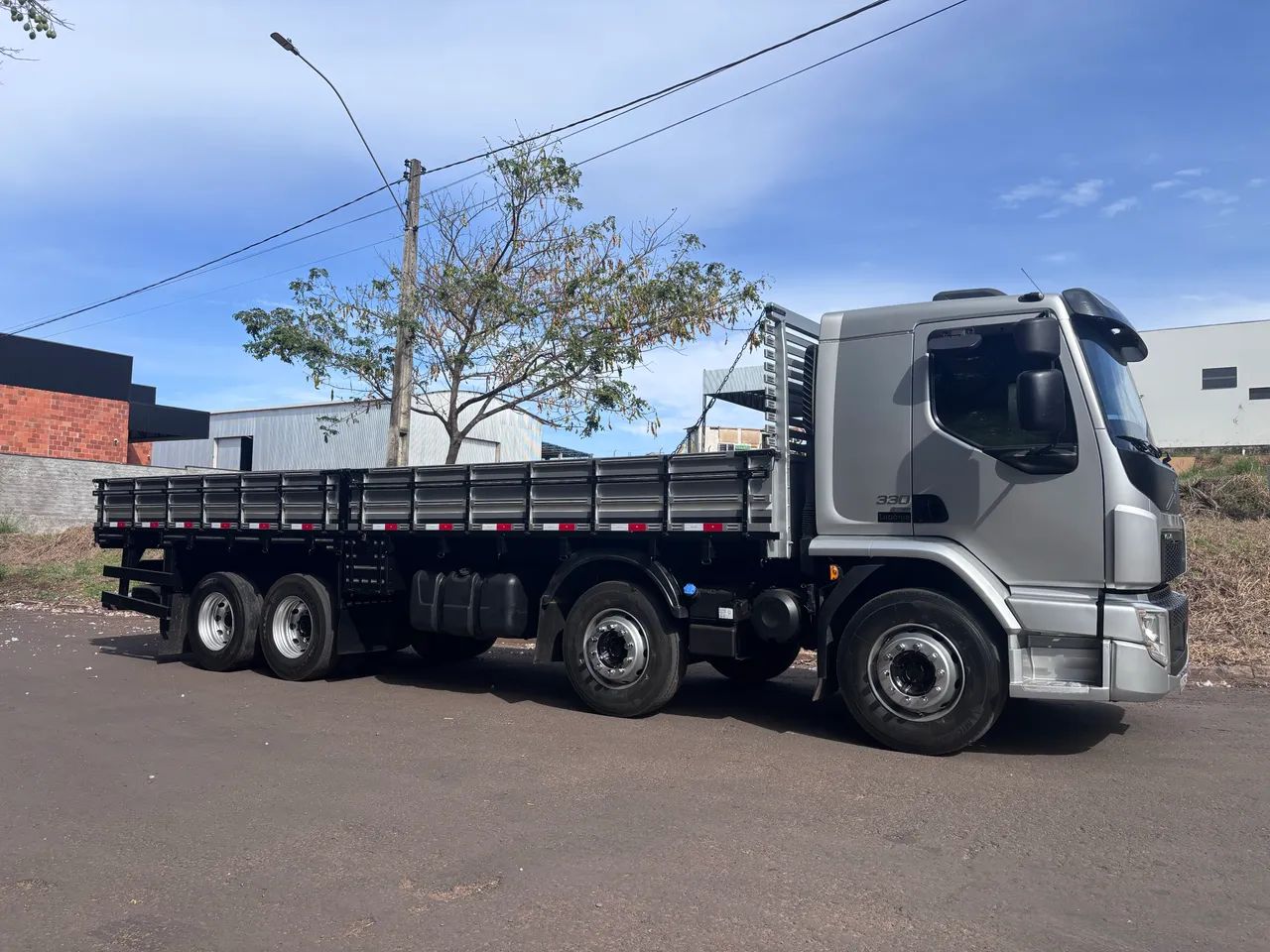 Volvo VM 330 - Foto 2