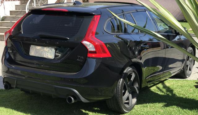 Volvo V60 T6 Rdesing 6cc Turbo 304cv Impecável - Foto 7