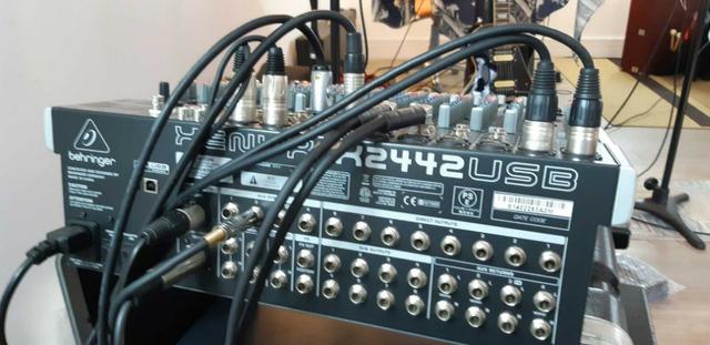 Mesa Behringer Xenyx X2442 Usb - Foto 3