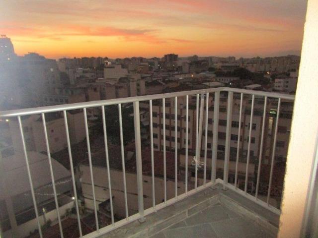 Méier - Rua Hermengarda - 2 Quartos - Varanda Vista Livre - Andar Alto - Portaria 24 Horas - Foto 5