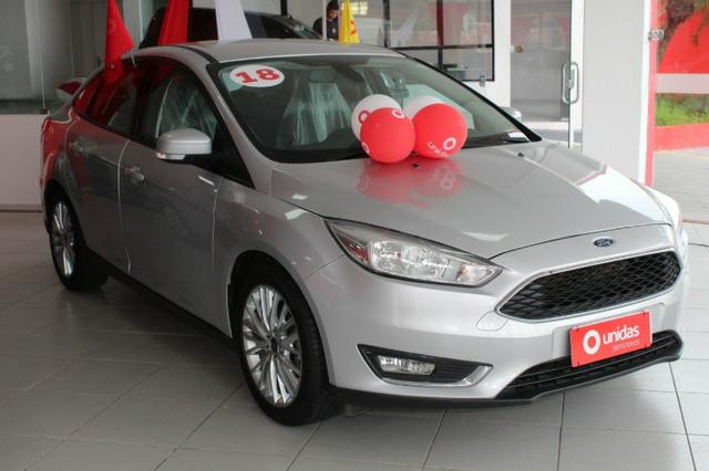 Oferta Focus Fastback Se Automático 2.0 2018 - Financiamos por todos os Bancos - Foto 6