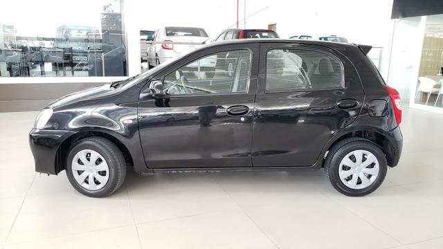 Etios 1.3 X 2015/2015 com DVD ( 64.000km) Única dona - Foto 2