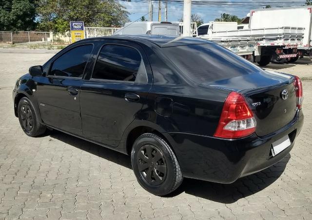 Toyota Etios 2013 - Foto 4