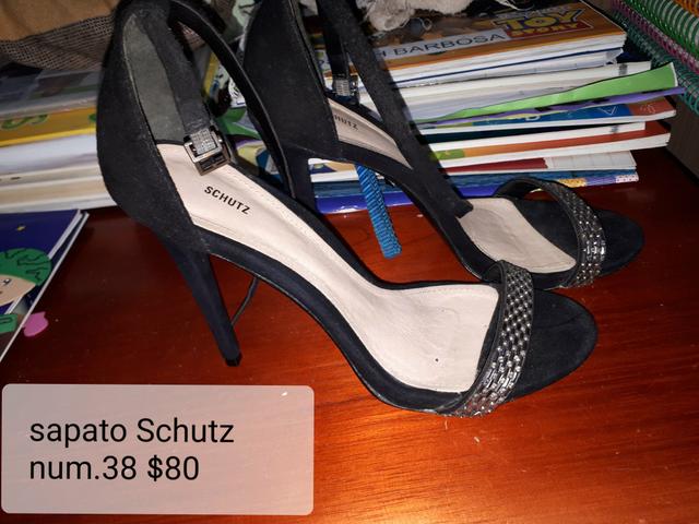 Sapatos Schutz - Foto 2