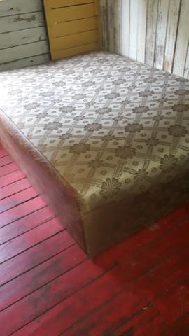 Cama box nova 250 reais