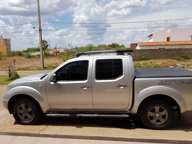 Nissan Frontier em perfeito estado