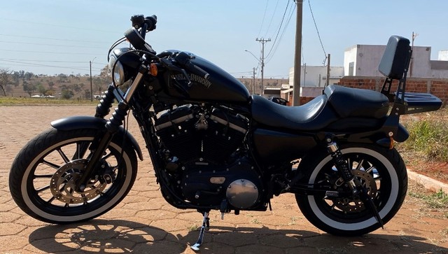 HARLEY DAVIDSON IRON 883 2014