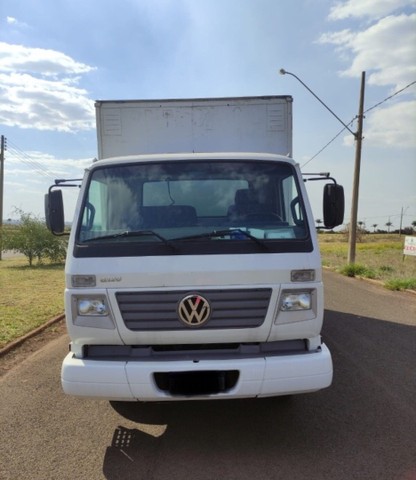 CAMINHÃO VW 8-120