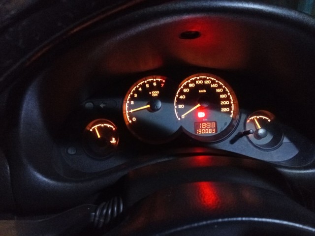 CORSA CLÁSSIC ANO 2008 VENDO OU TROCO POR PICK UP