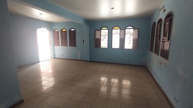 Casa na avenida principal do Cohafuma 9 quartos - Foto 4