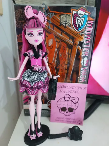 Review] Boneca Draculaura ~ Monster High 