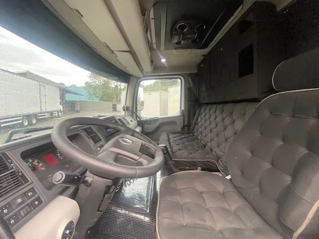 VW 24.250 Costellation - Câmara Fria - Foto 7