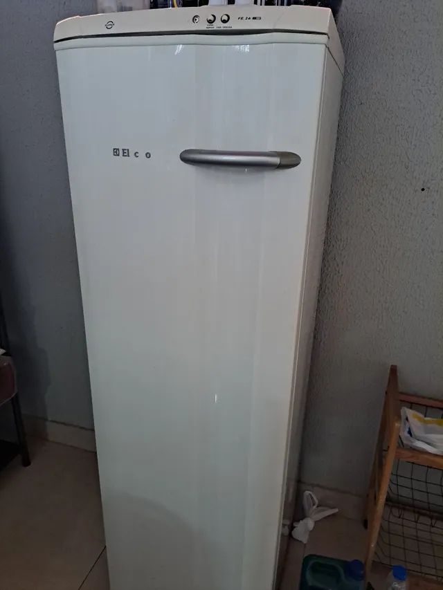 compre loja 40x40 Freezer Electrolux FE 26