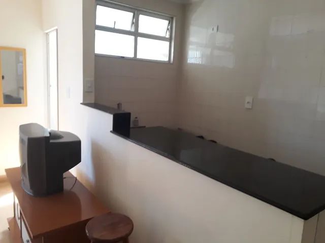 Alugo frente a praia no canto do forte. - Foto 5