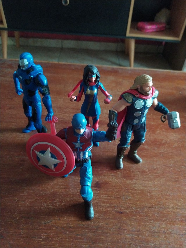 Combo vingandores avengers gamerverse hasbro estilo marvel levends