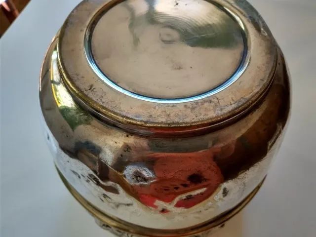 Cachepô antigo, década 30/40, espessurado a prata - Foto 3