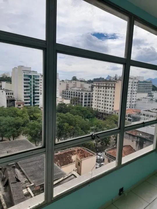 NITERÓI - MELOR  LOCALIZAÇÃO  DO CENTRO SALA C/40M2,  R$127MIL