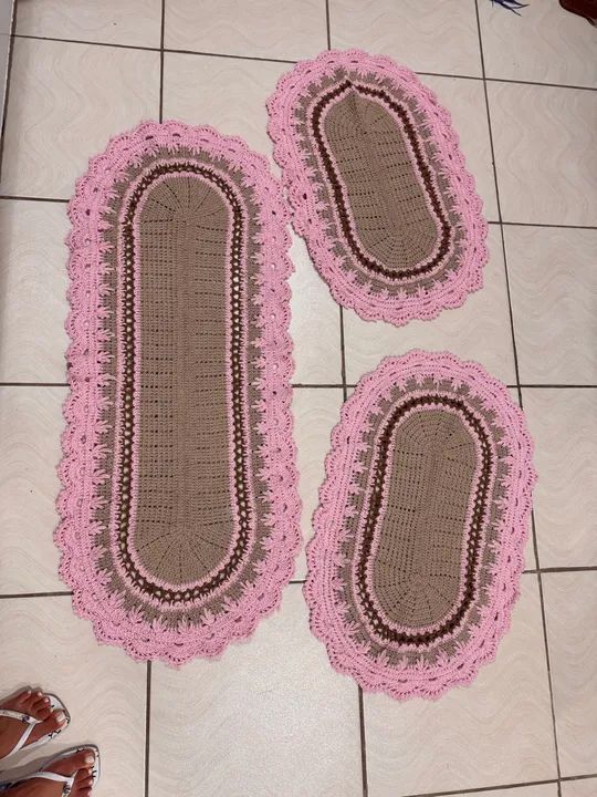 Tapete Crochê Oval para Banheiro - Foto 2