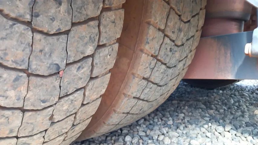 Mercedes Actros 2651 - Foto 8