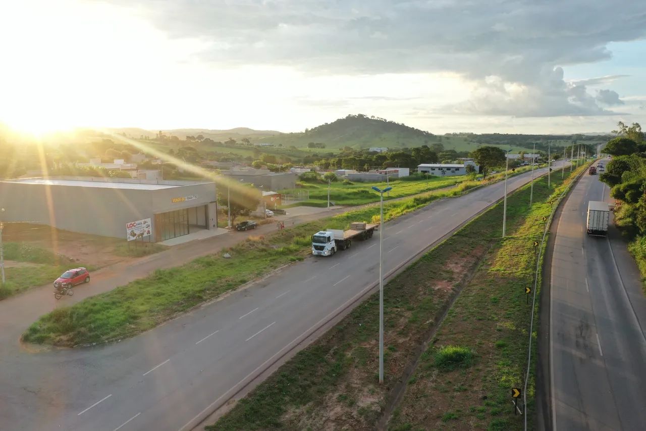 Galpão comercial as margens da Rodovia GO-070 - Foto 3