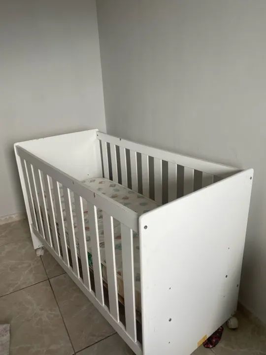 Berço de Bebê Branco - Ótimo Estado