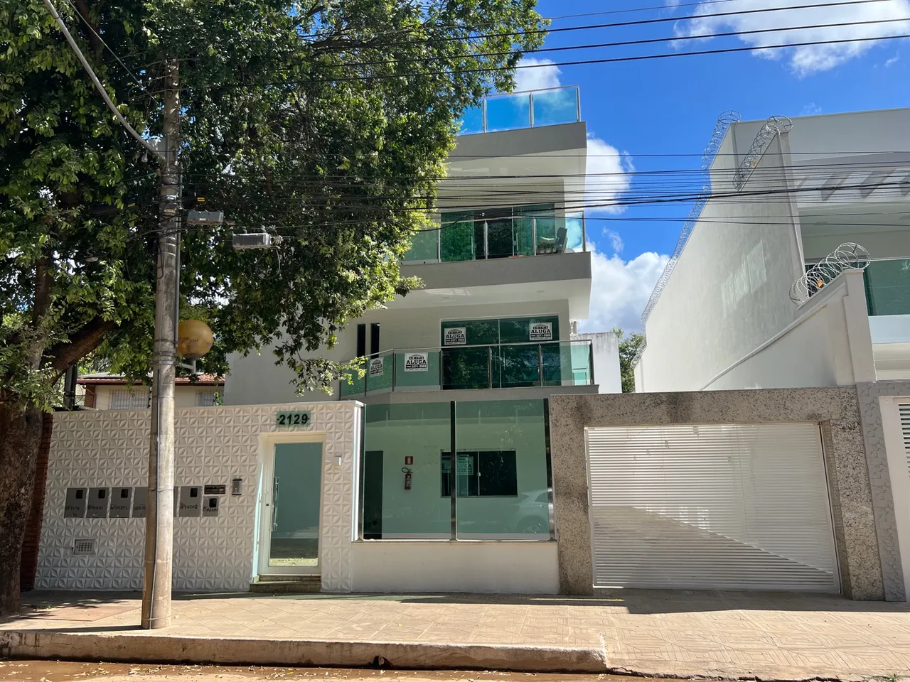 Apt 3 qts mobiliado melhor local GV