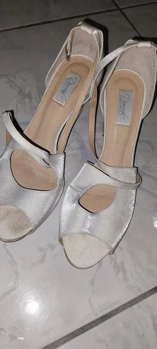 Sandálias de salto branco - Durval Calçados Finos - Foto 2