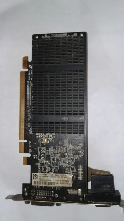 placa de vídeo RADEON XFX HD5450 - ddr3 - 1GB -  64bits