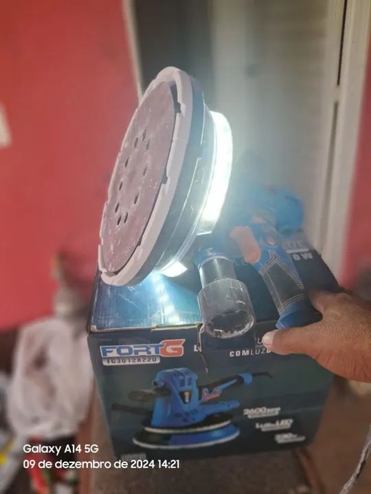Lixadeira de Parede Fortg 1100W 2600 RPM - Foto 3